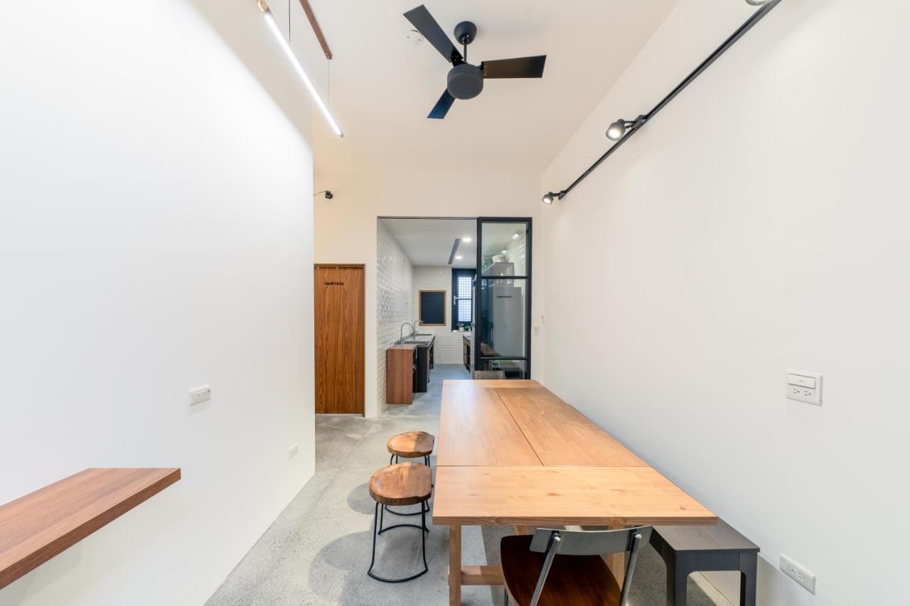 De Provintia Straat B&B 타이난 외부 사진