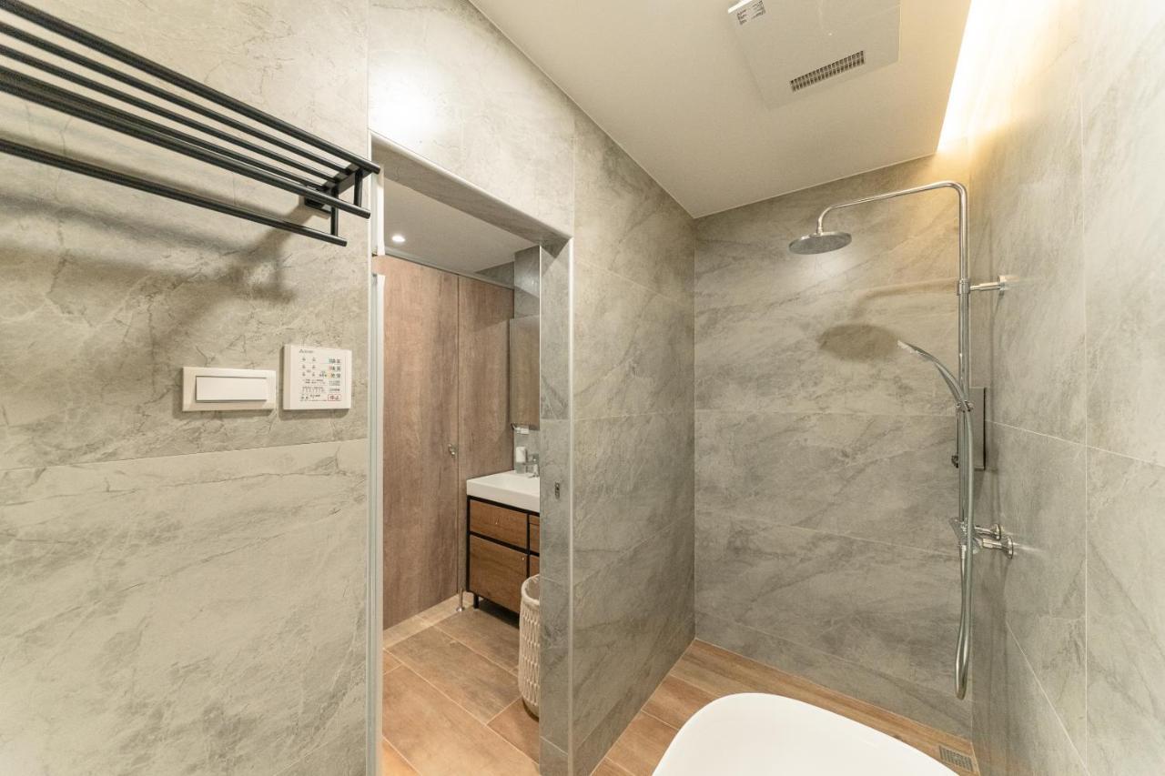 De Provintia Straat B&B 타이난 외부 사진