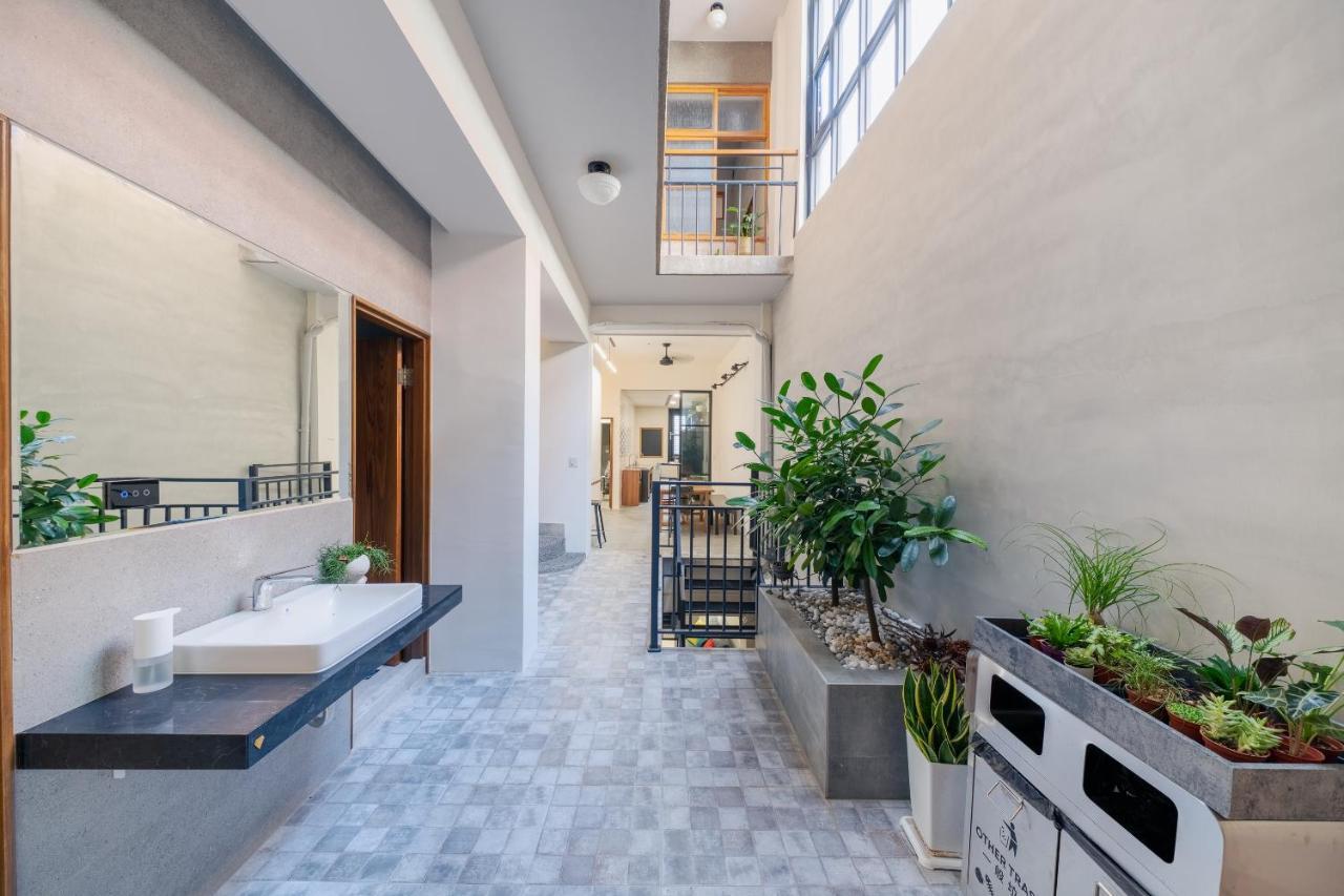 De Provintia Straat B&B 타이난 외부 사진